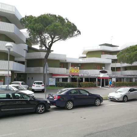 Condominio Moschettieri Trilocale Bibione Exterior foto